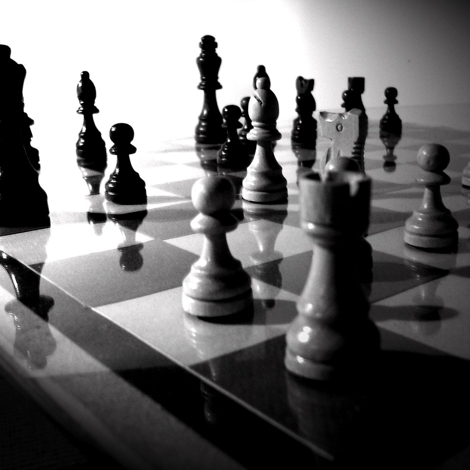 Study of chess player performance over many years suggests brain peaks ...